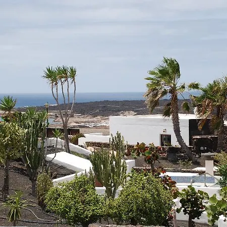 Vistas Salinas מלון